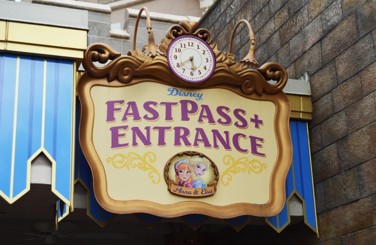 Magic-Kingdom-Fantasyland-Anna-and-Elsa-Fairytale-Hall-Fastpass-Entrance